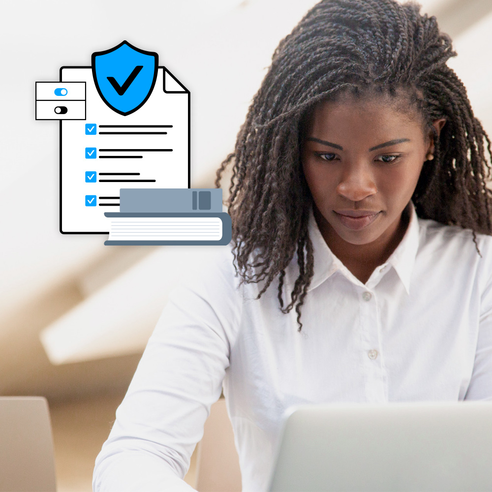 Imagen de una mujer frente a un ordenador y un icono de documento de seguridad